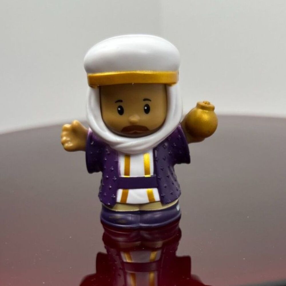 Replacement Fisher-Price Little People Nativity Wiseman Purple Robe EUC HMX70